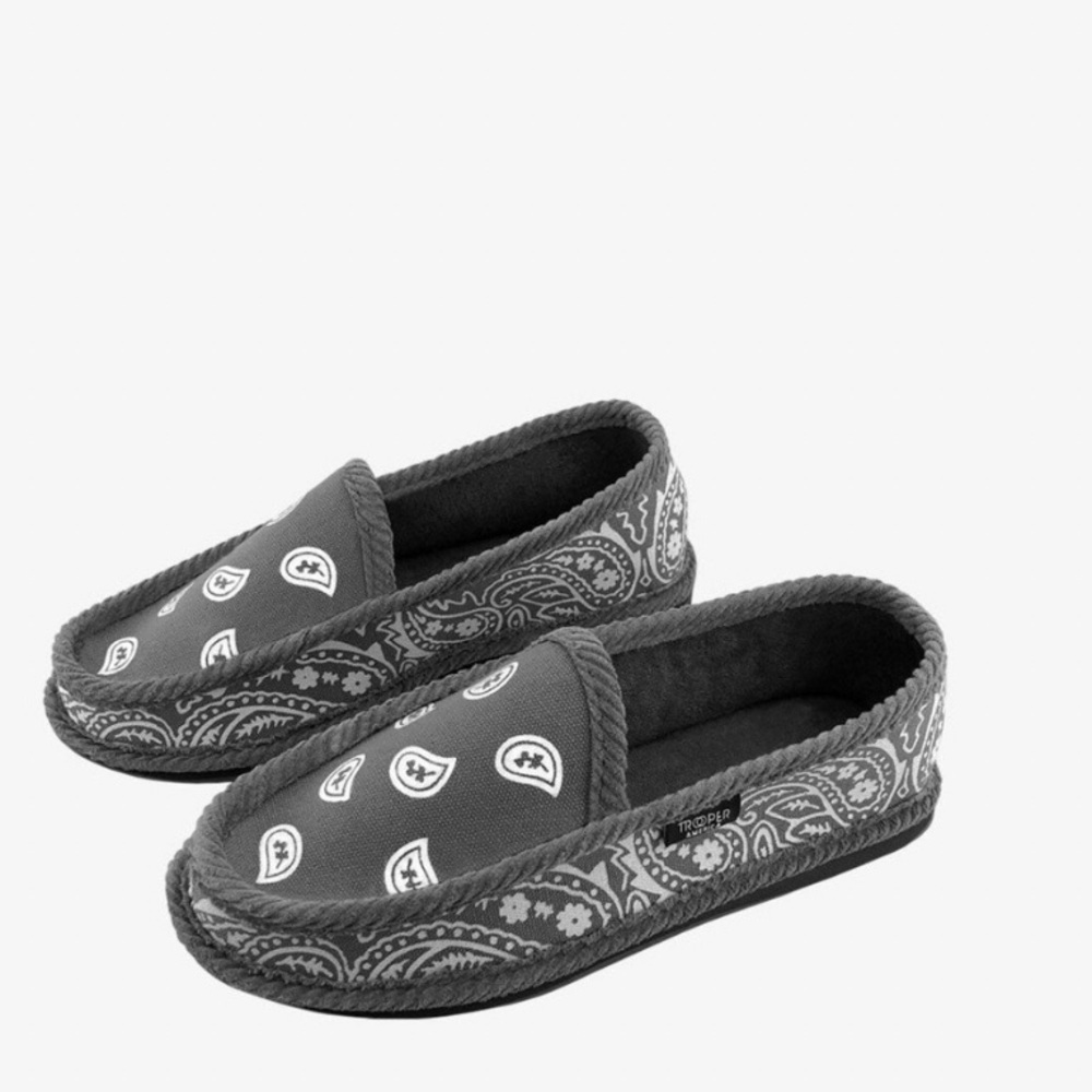 Trooper America Gray Bandanna Slip-On Loafers with Simple Design
